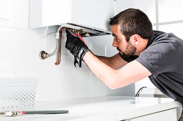 Servicio profesional de mantenimiento de calefacción central en comunidades de Madrid. Seguridad, ahorro y eficiencia con TH Mantenimiento.