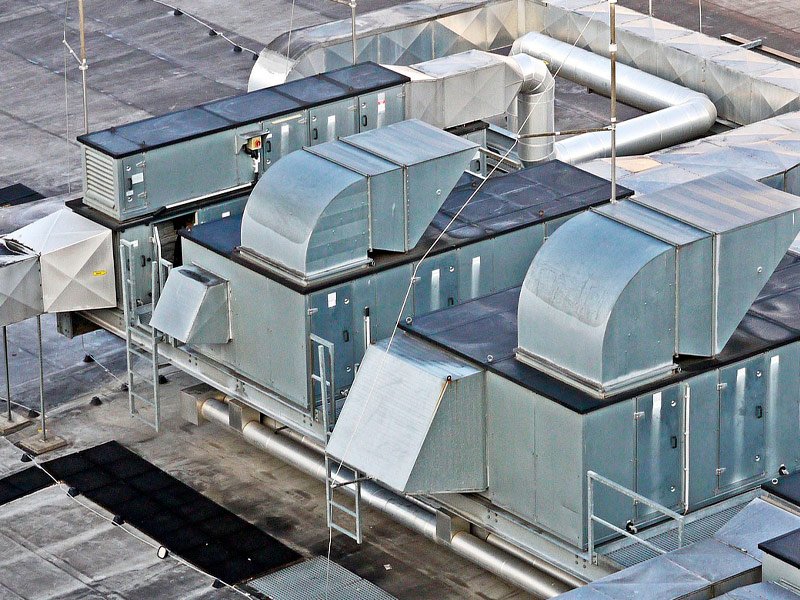 Soluciones de climatización integral para edificios en Madrid. Eficiencia energética y mantenimiento profesional con TH Mantenimiento.