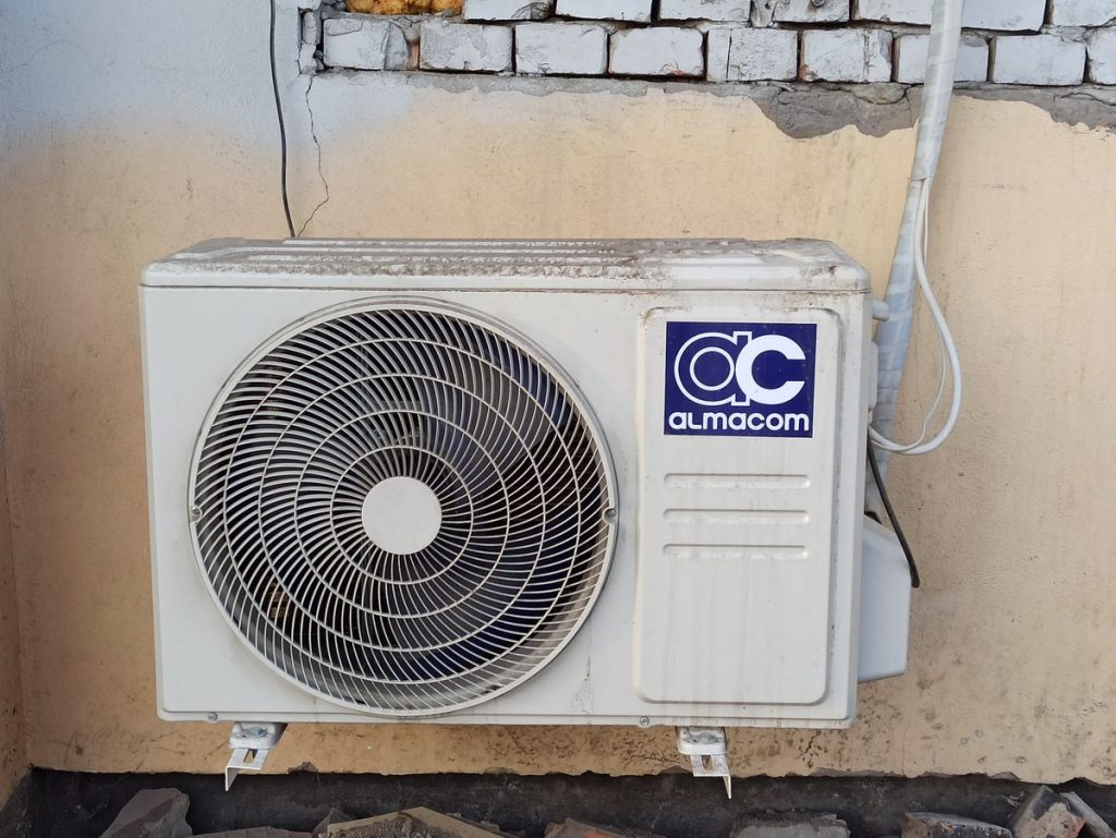 Mantenimiento de compresores de aire acondicionado